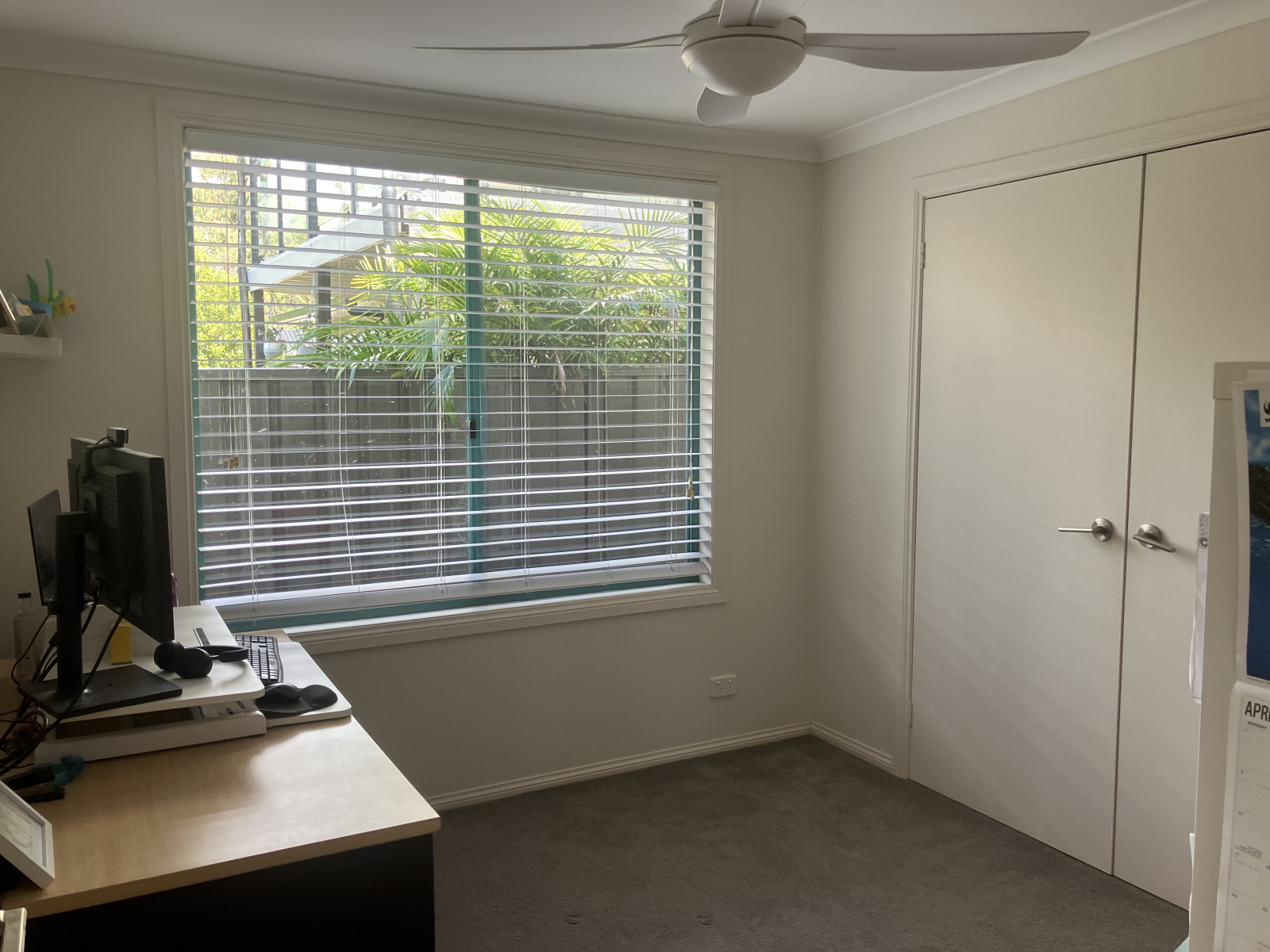 4. Schlafzimmer - Arbeitsbereich oder kann 1 oder 2 Einzelbetten bereitstellen