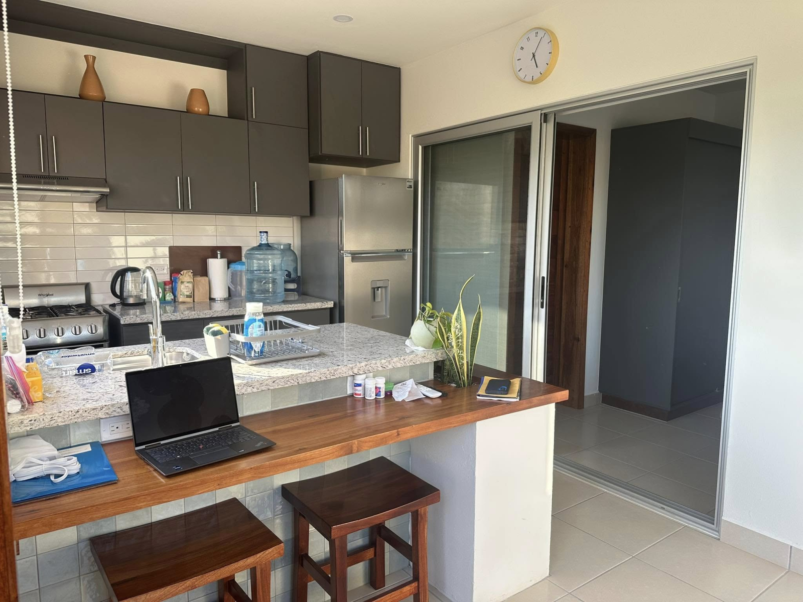 Salón principal y cocina