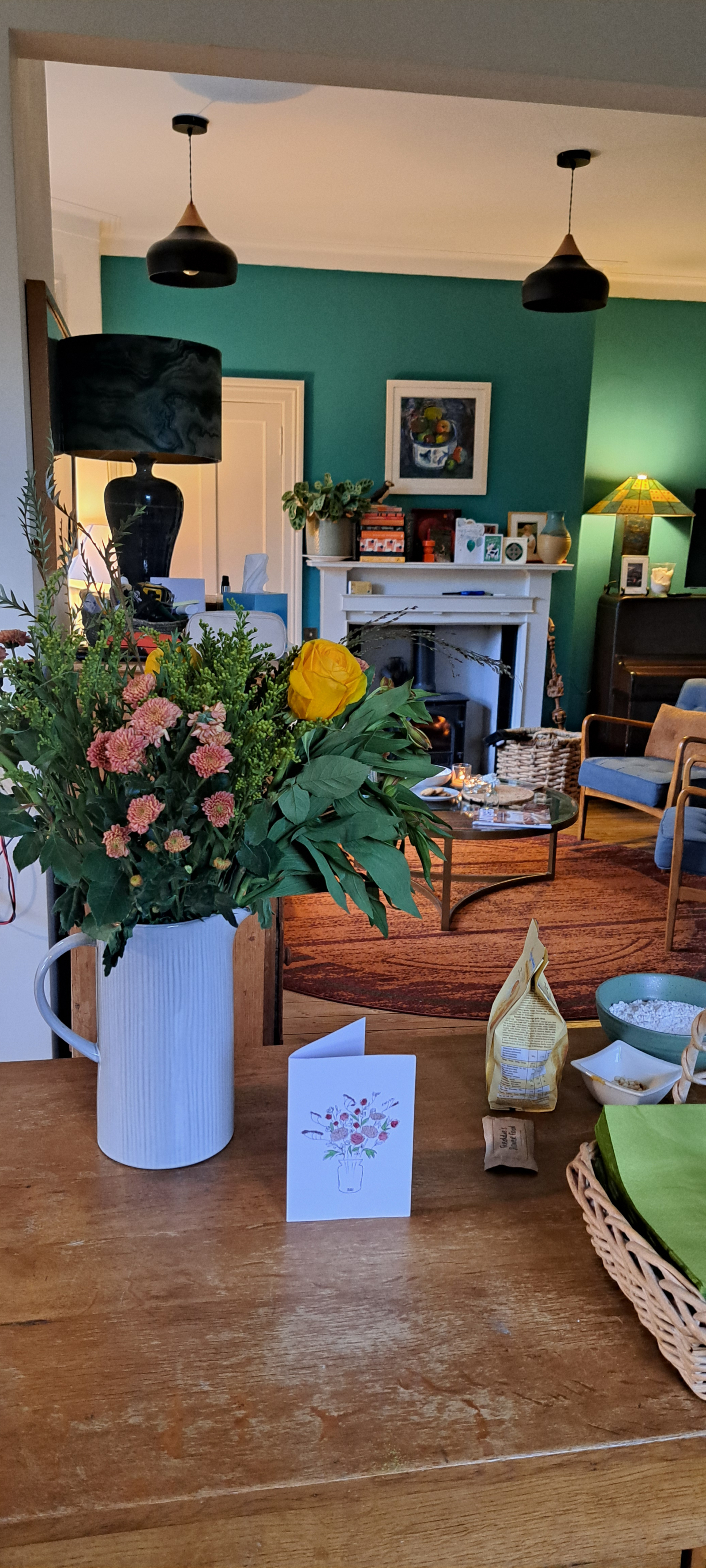 Uitzicht vanaf het keukeneiland tot aan de familiekamer