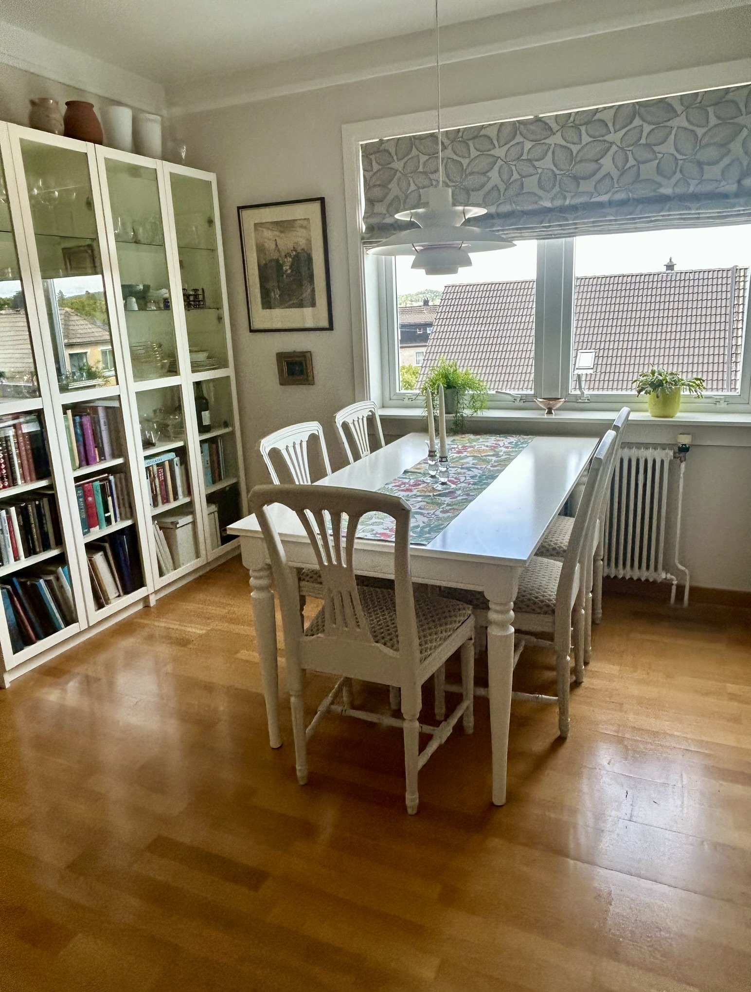 You can also enjoy your meals in the welcoming dining room