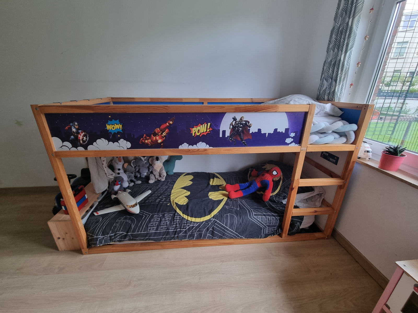 Habitación para niños con literas. ¡Muy espacioso!