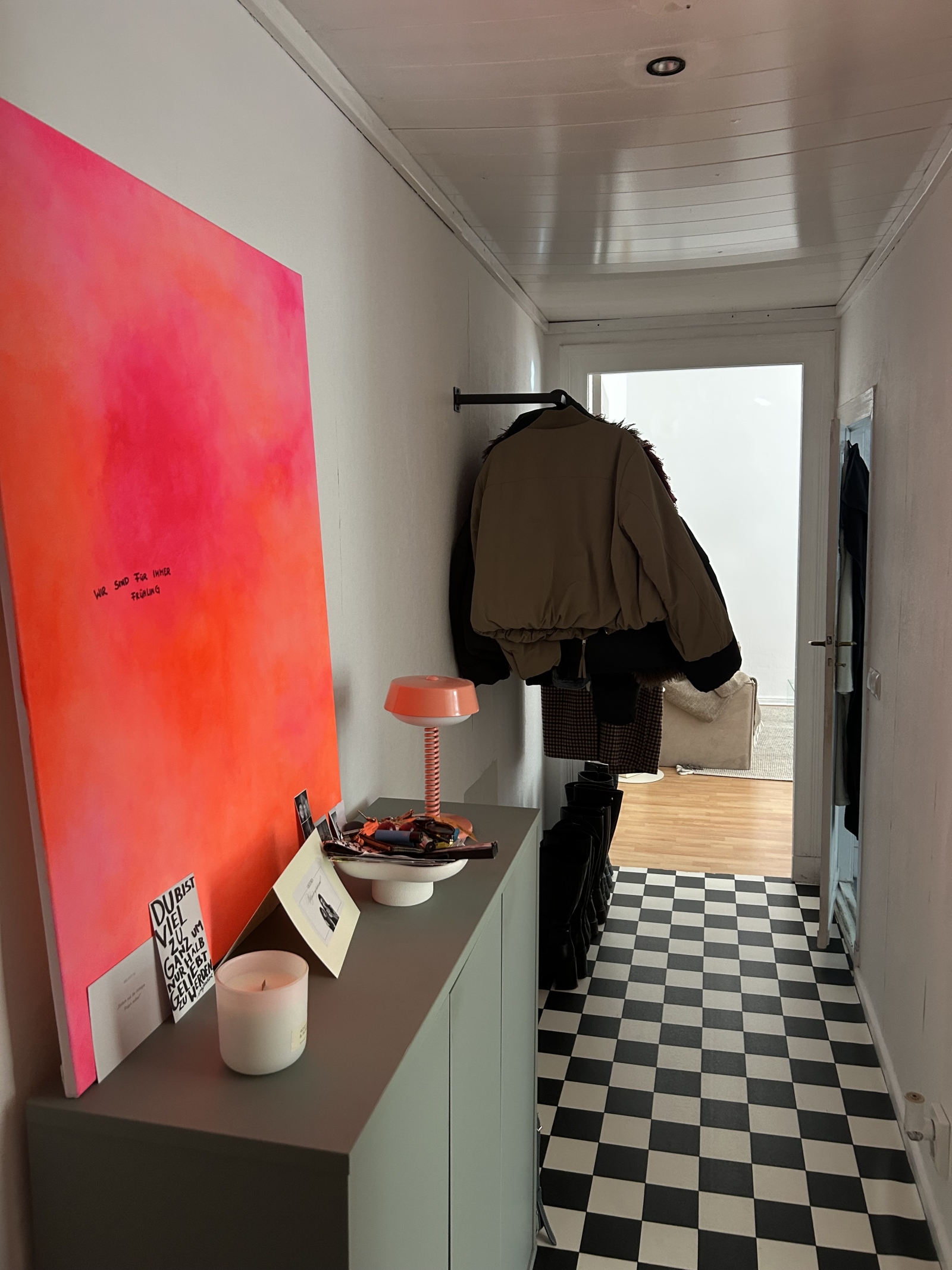 Charming One-Room Apartment - 10 min to City Center