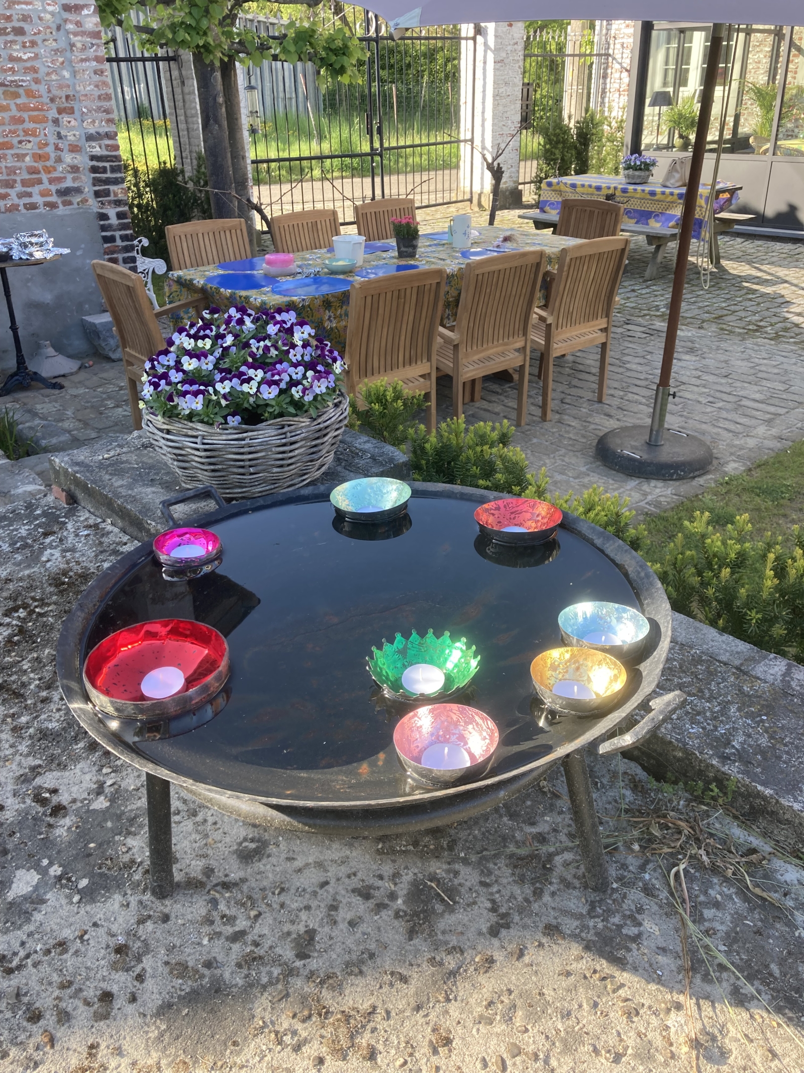 Vicaria histórica em ambiente rural próximo a Sint Truiden, Bélgica