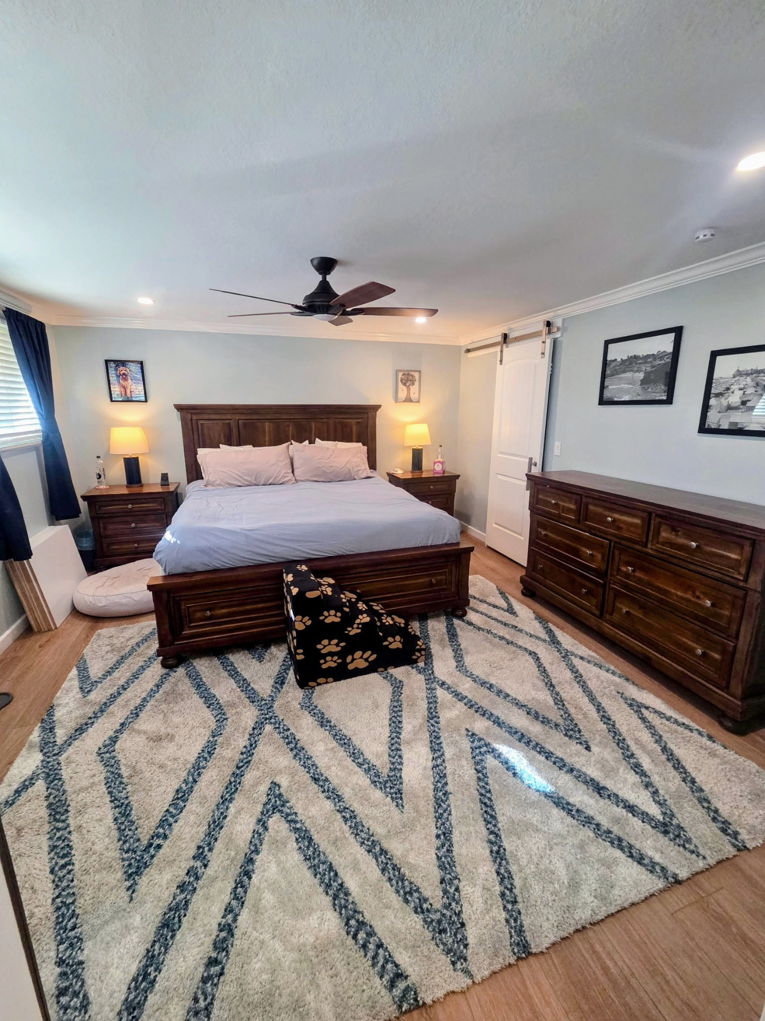 Kingsize bed