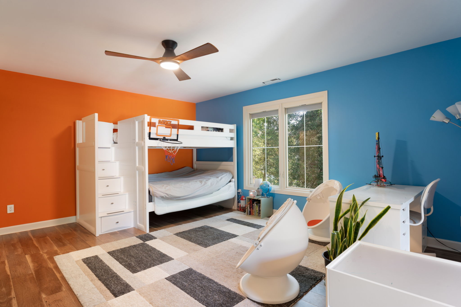 Vicino al centro 5BR + Ufficio Grande casa con cortile a Raleigh, NC
