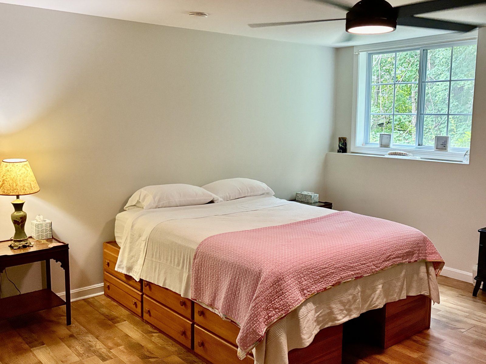 Second bedroom with queen bed, night tables, and desk