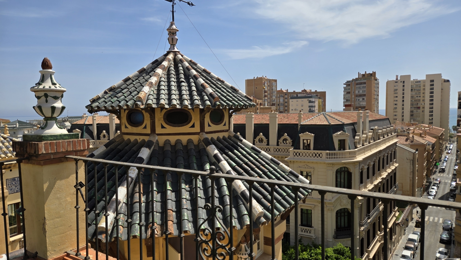 Panoramic views from the communal roof terrace