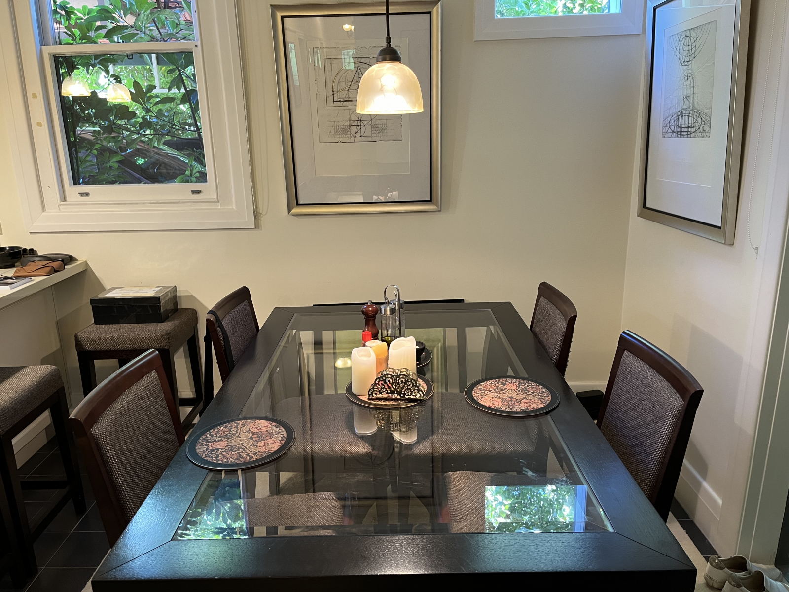 Informal dining area adjacent to the kitchen