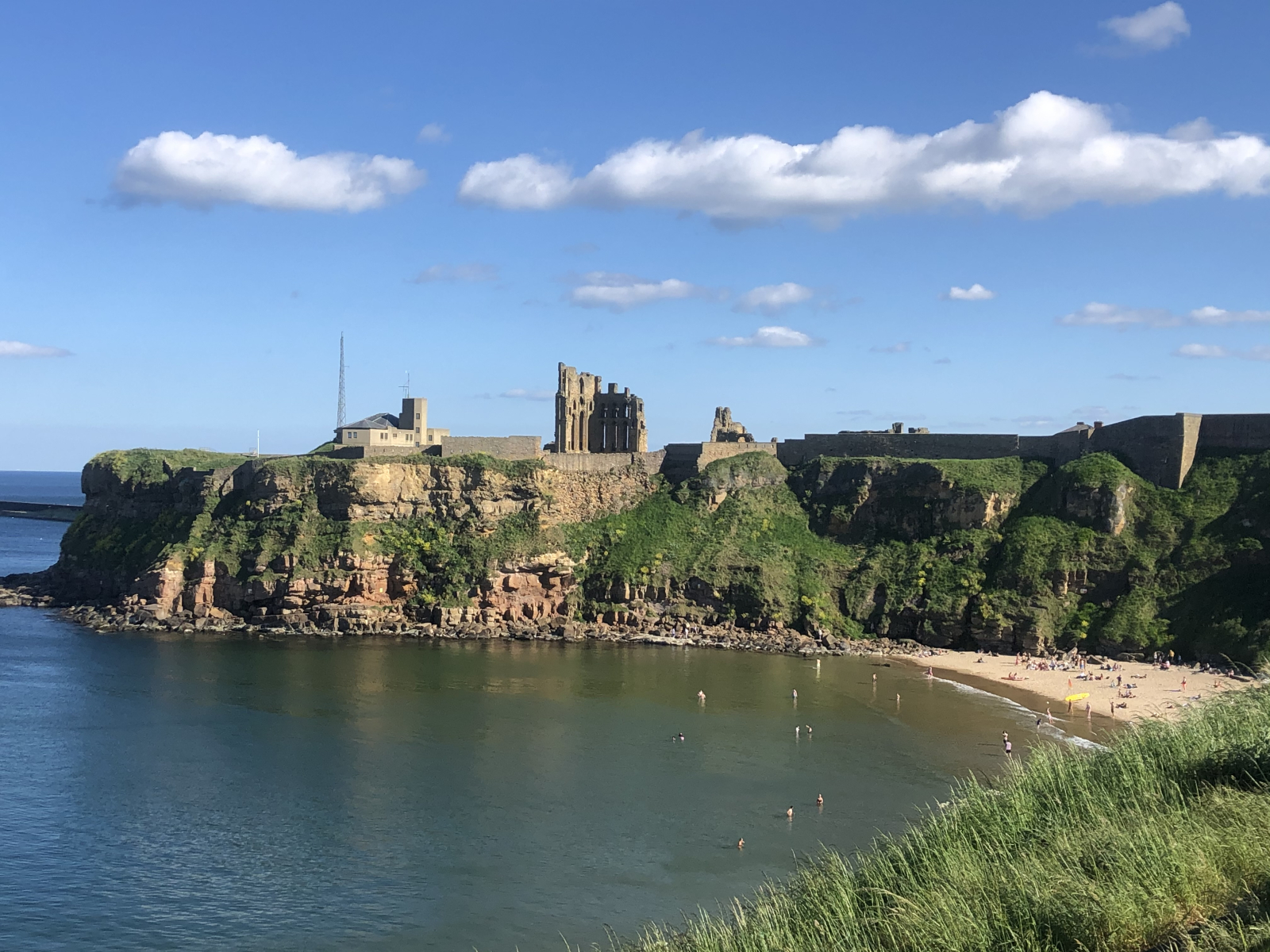 Tynemouth Priory and King Edward’s Bay on our doorstep ❤️