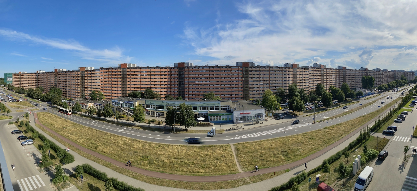 Eine gemütliche 3-Zimmer-Wohnung mit kleinem Garten, gelegen in einem charmanten Gebäude aus dem 19. Jahrhundert im Herzen des schönen Oliwa-Viertels
