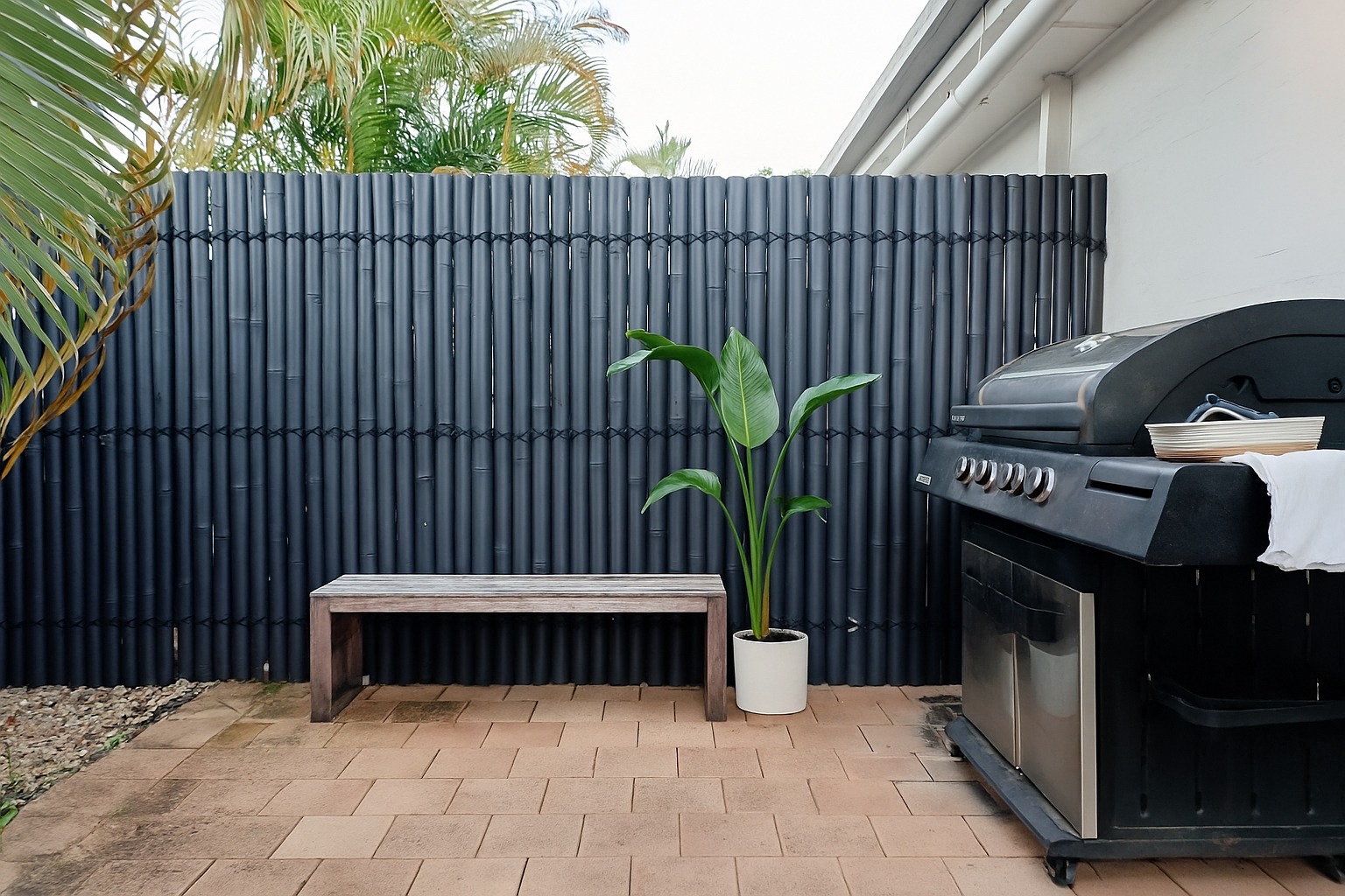 BBQ/Grill all'interno dell'area piscina