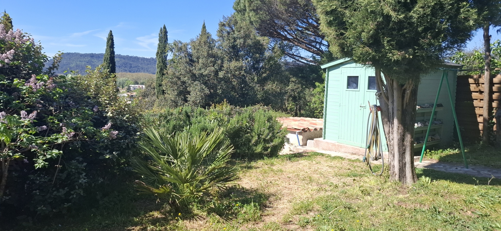 House + large studio in the South of France