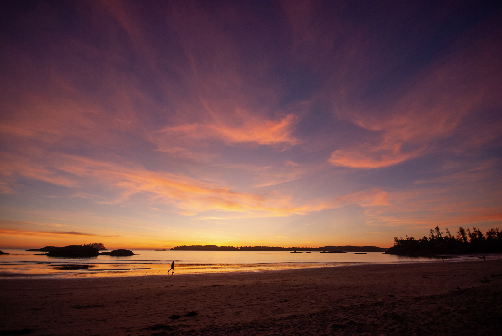 Molte splendide spiagge su entrambe le coste dell'isola di Vancouver.