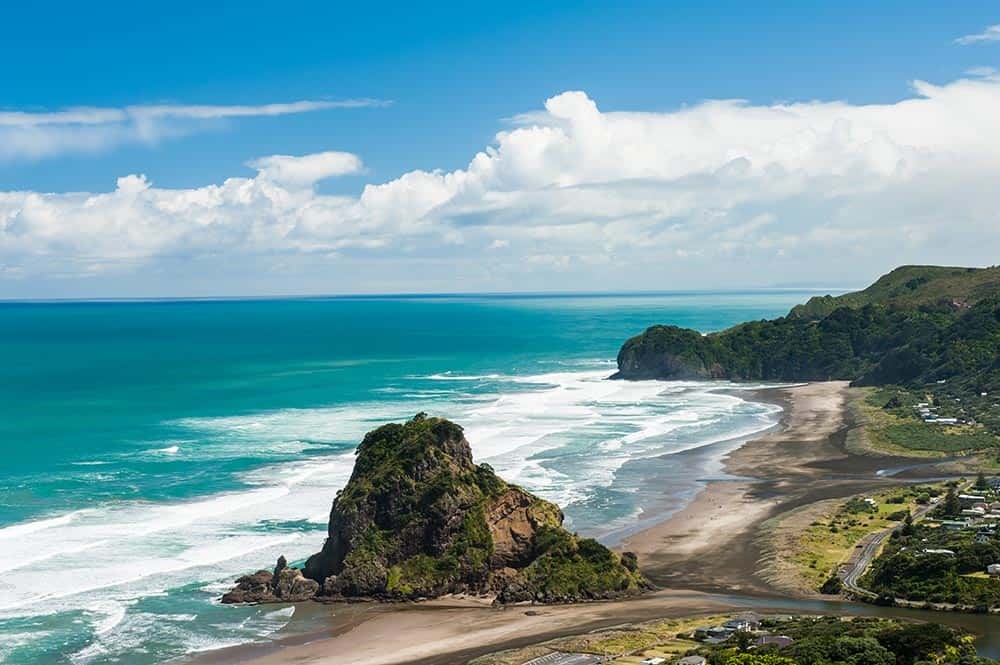 Piha Surf Beach - 40 minute drive