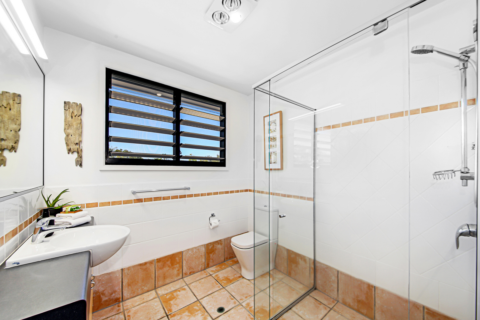 Ensuite shower room, to master bedroom.