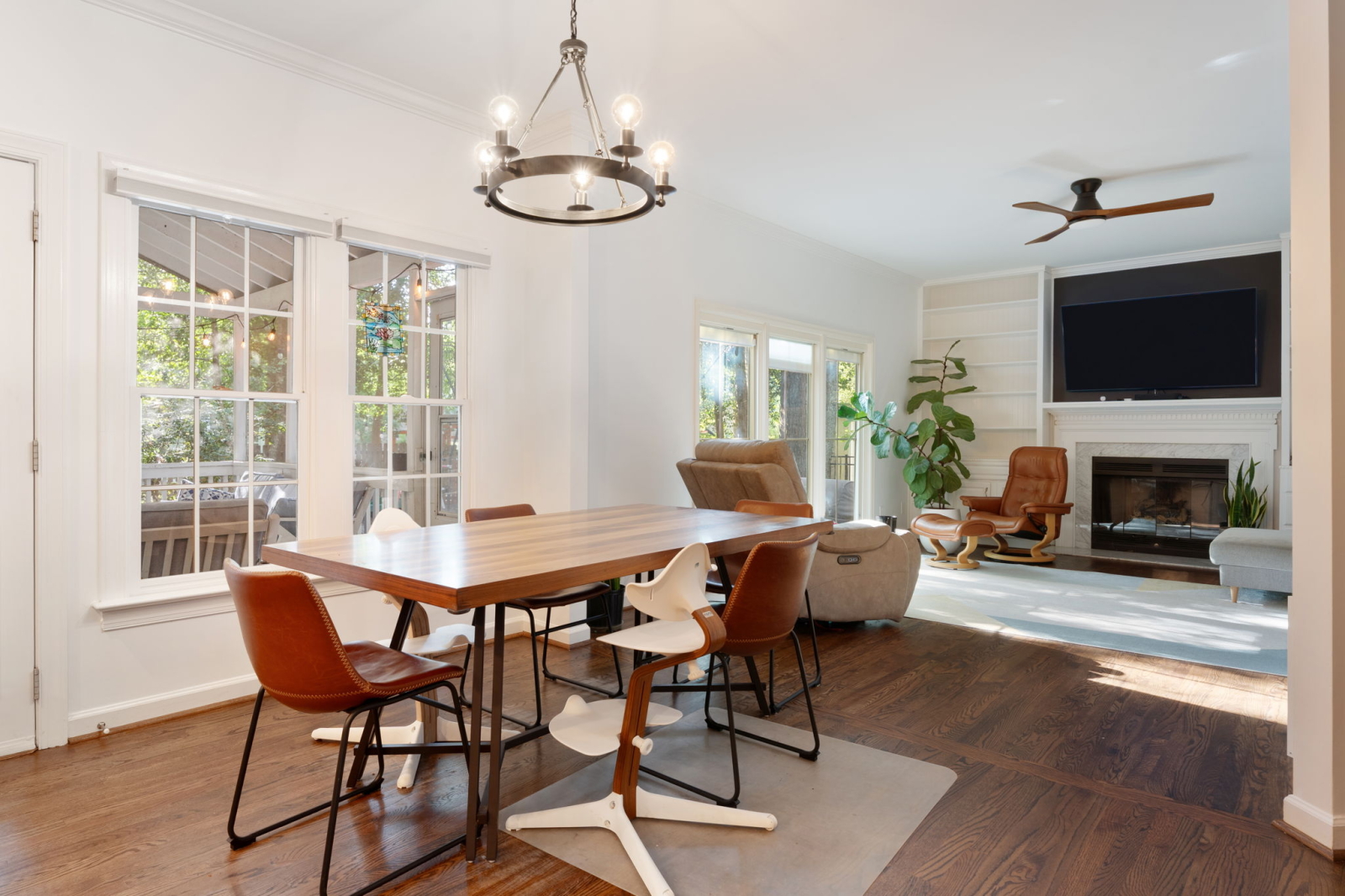 Vicino al centro 5BR + Ufficio Grande casa con cortile a Raleigh, NC