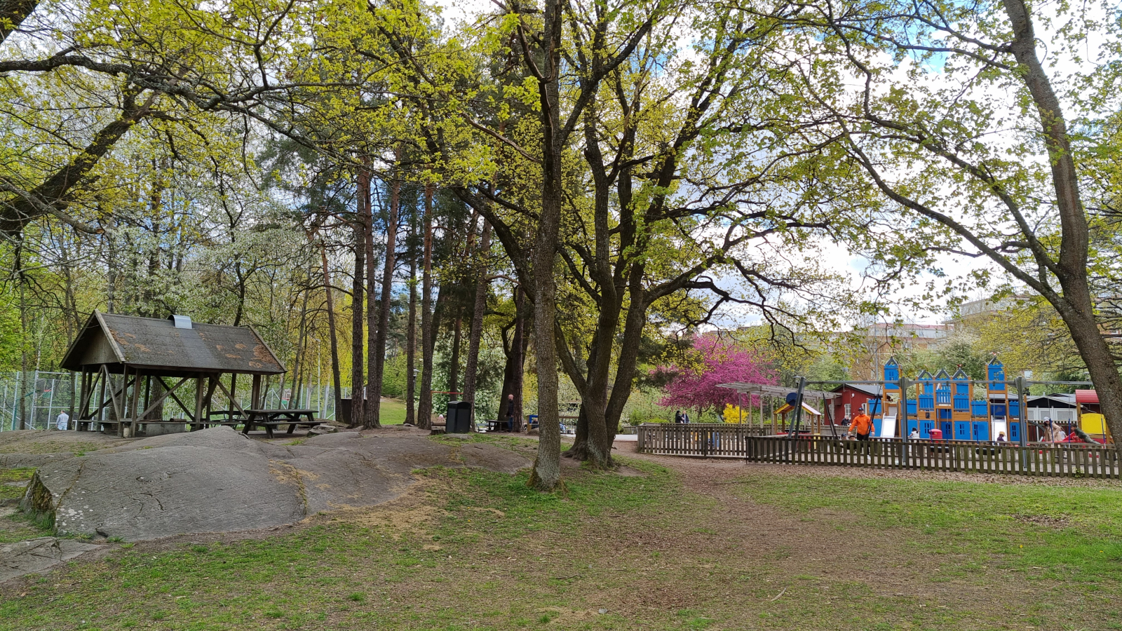 Byparken à côté de notre bâtiment
