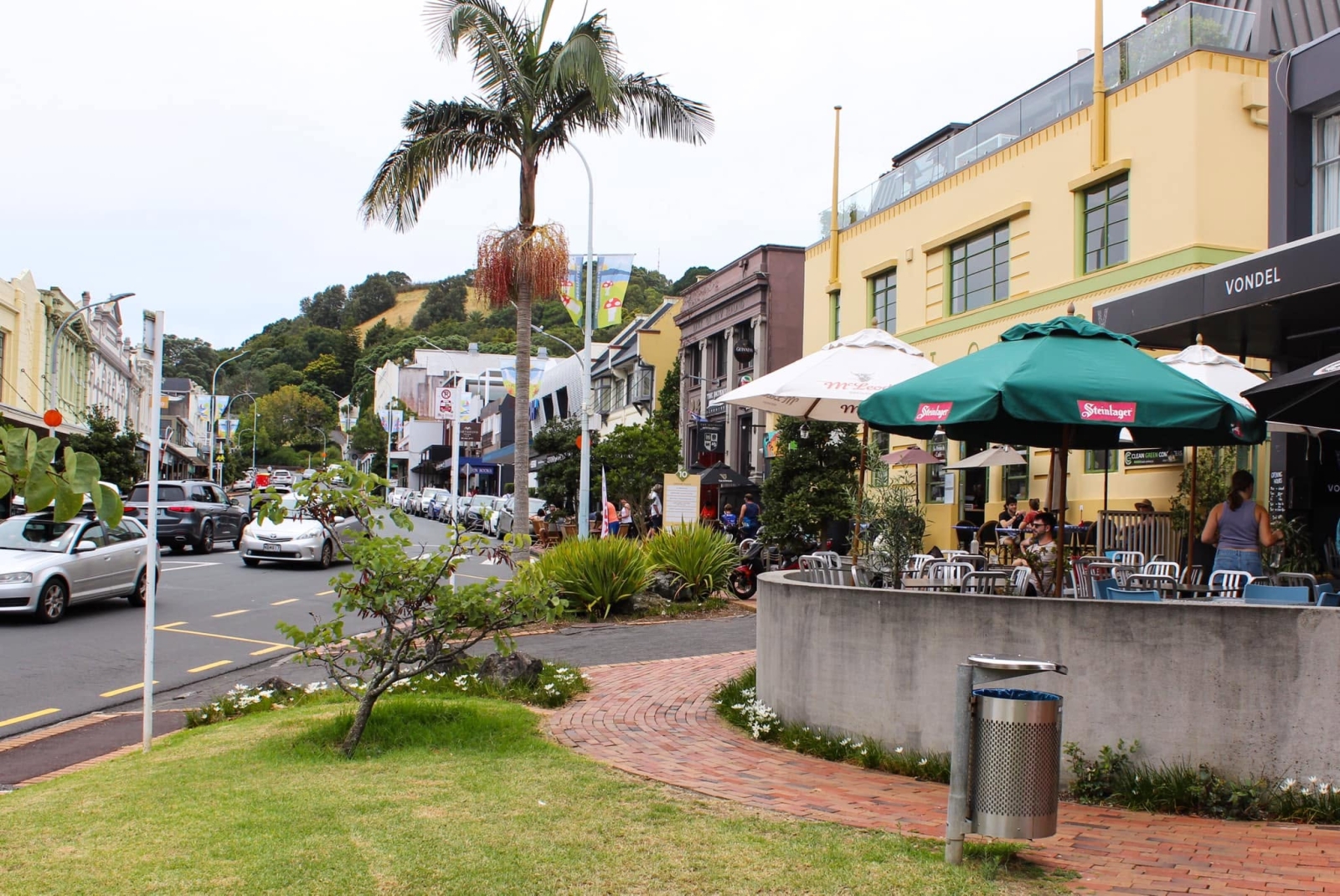 Devonport's main street looking up to Mt Victoria
