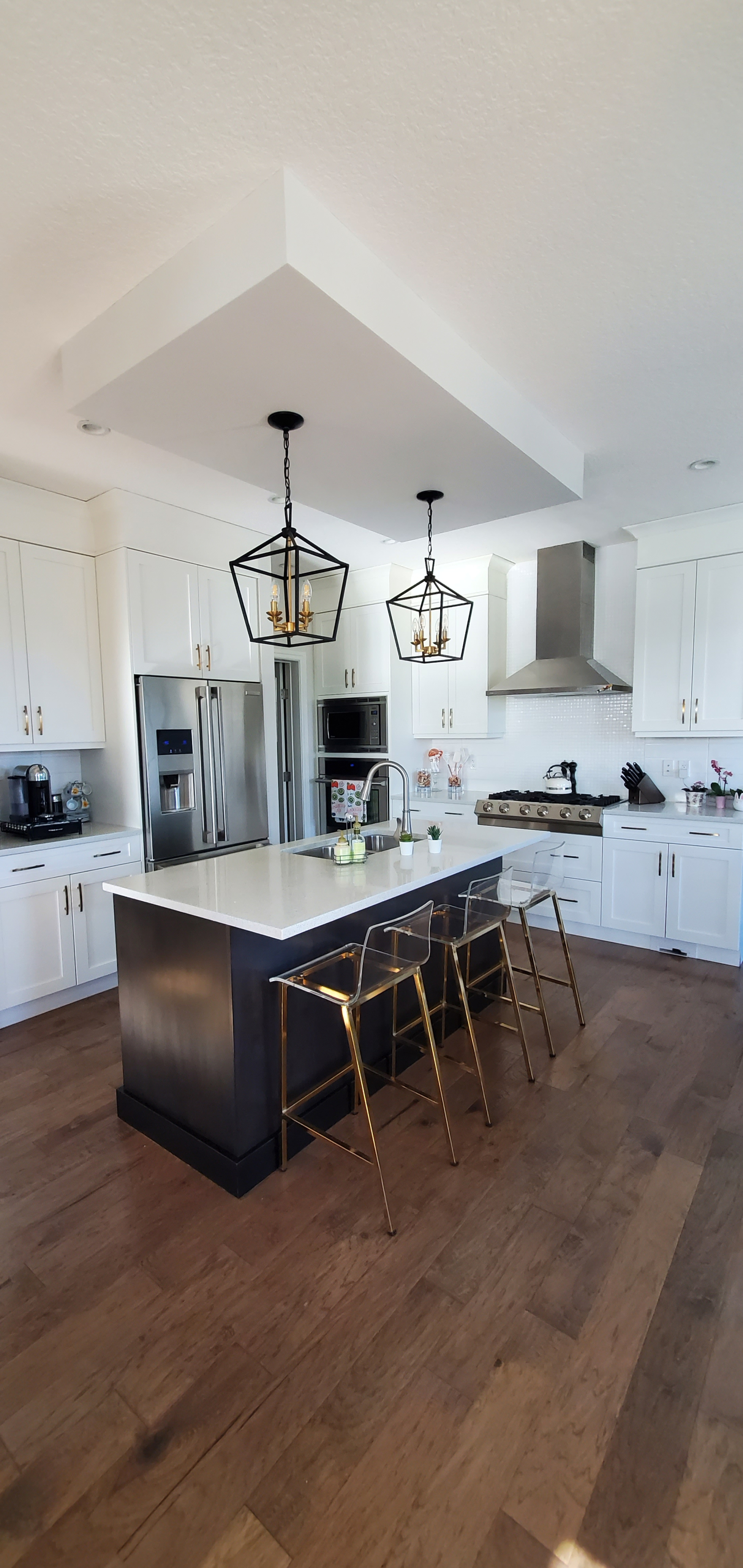 Bright Calgary Family Home Your Winter Base pour Banff et les Rocheuses (Aventure dans les sports d’hiver)