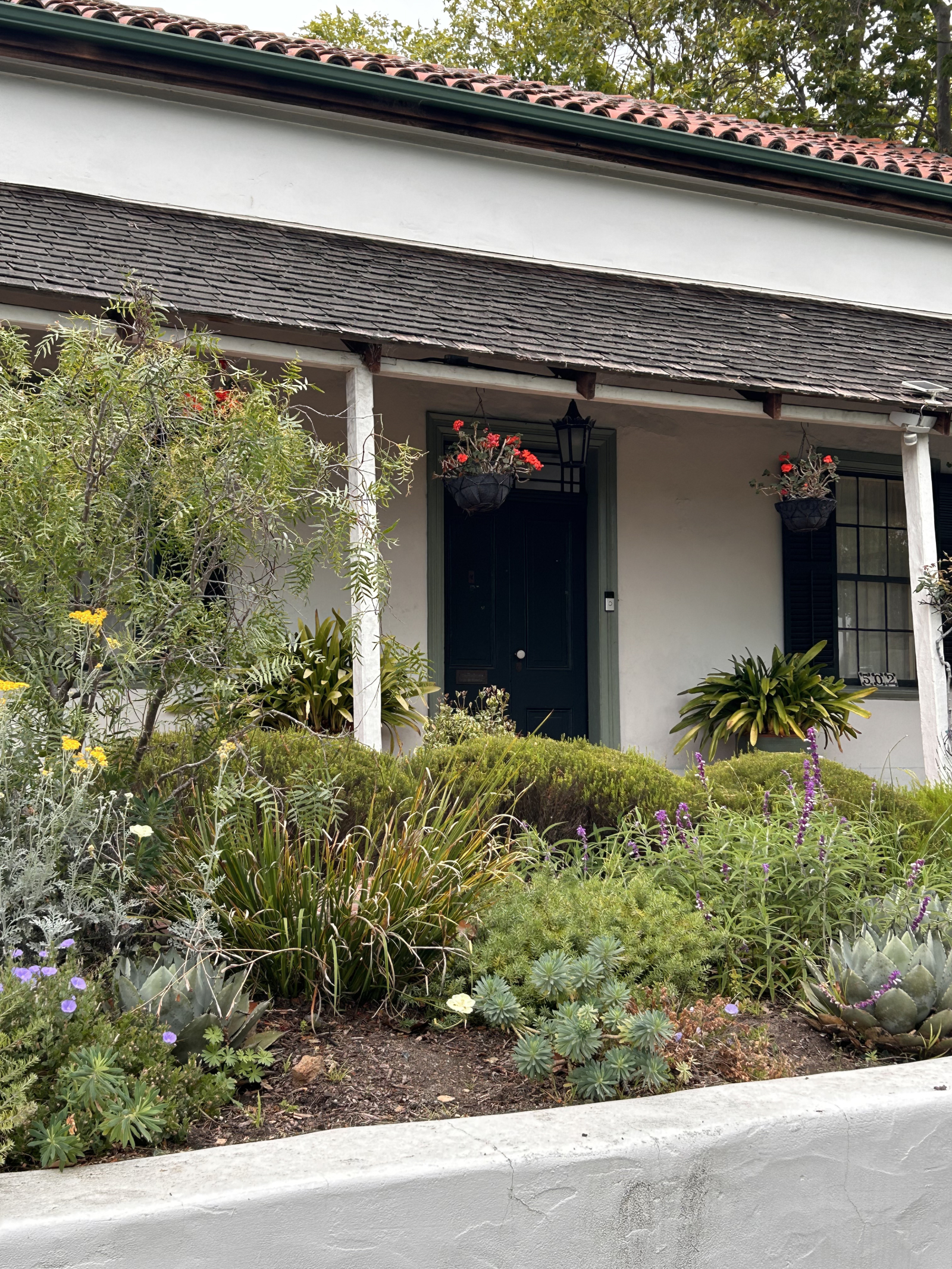 Adobe de jardim no coração de Monterey