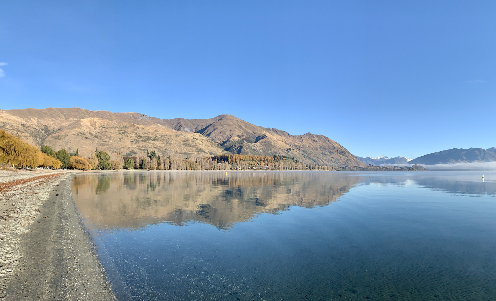Der Lake Wanaka im Herbst