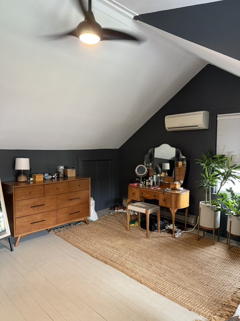 3rd floor primary bedroom