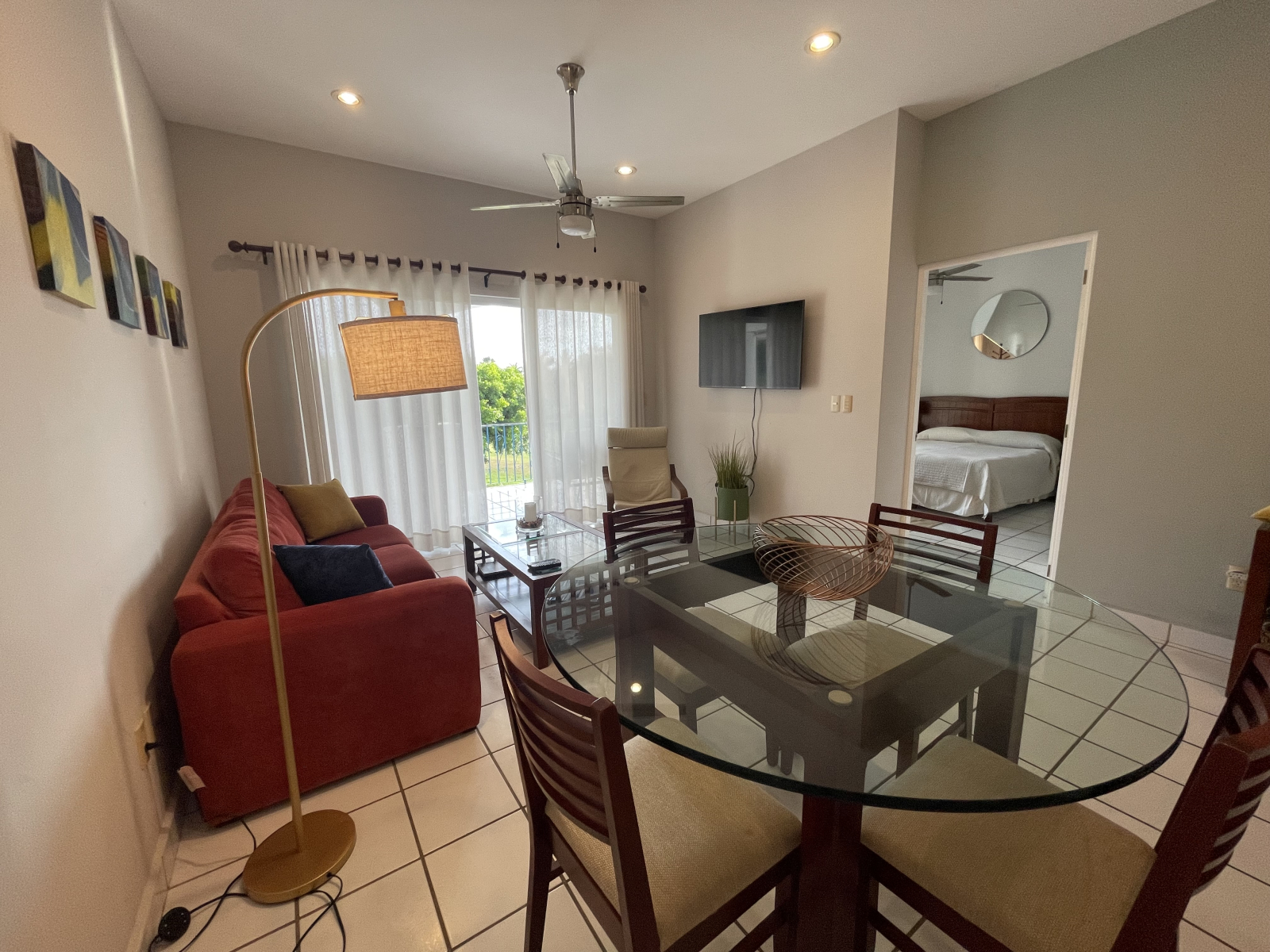Condo on a Golf Course, shared pool, tropical surroundings, best area to live in Mazatlan!