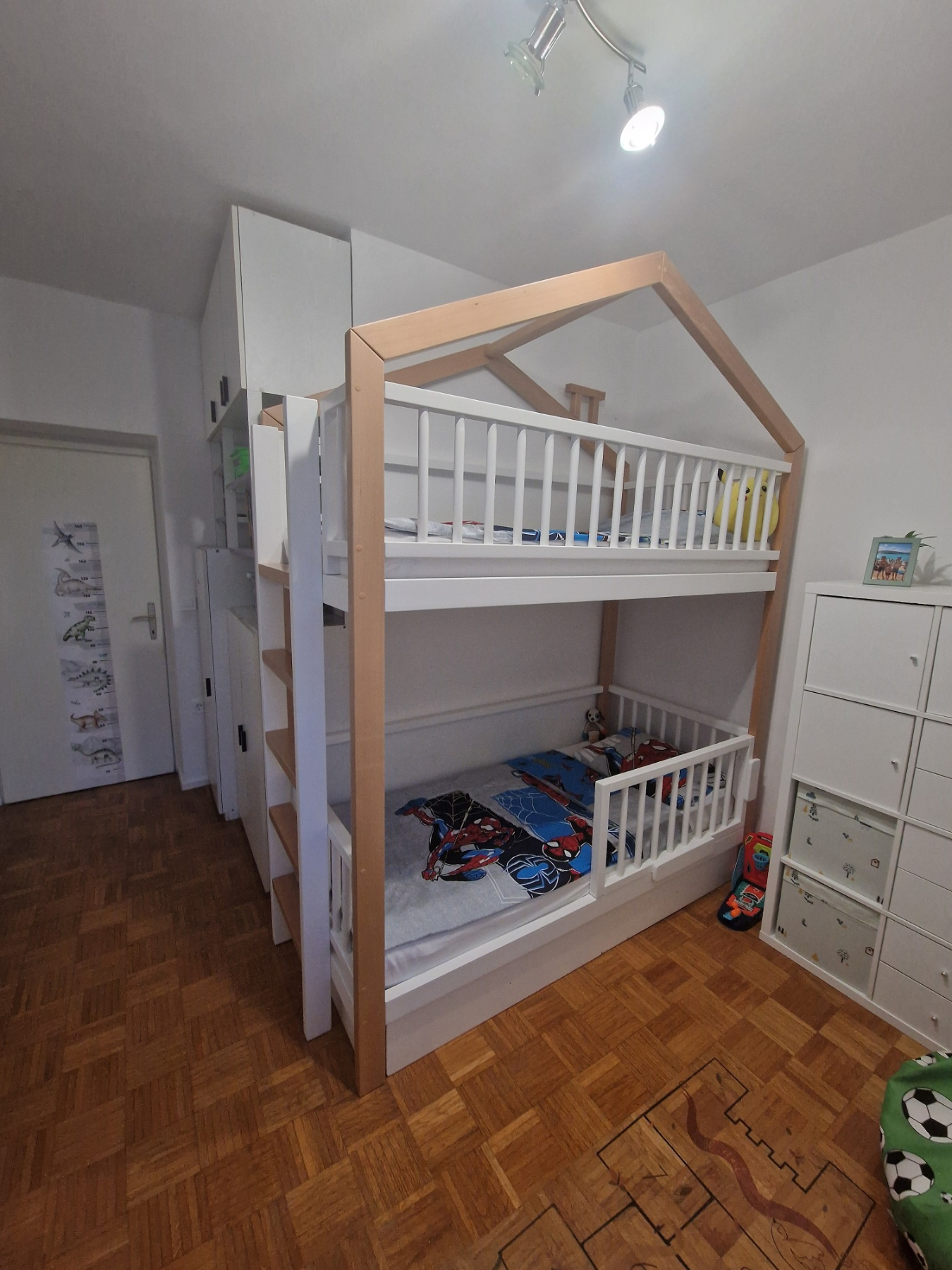 Schlafzimmer 3 (Bettgröße 90×200)