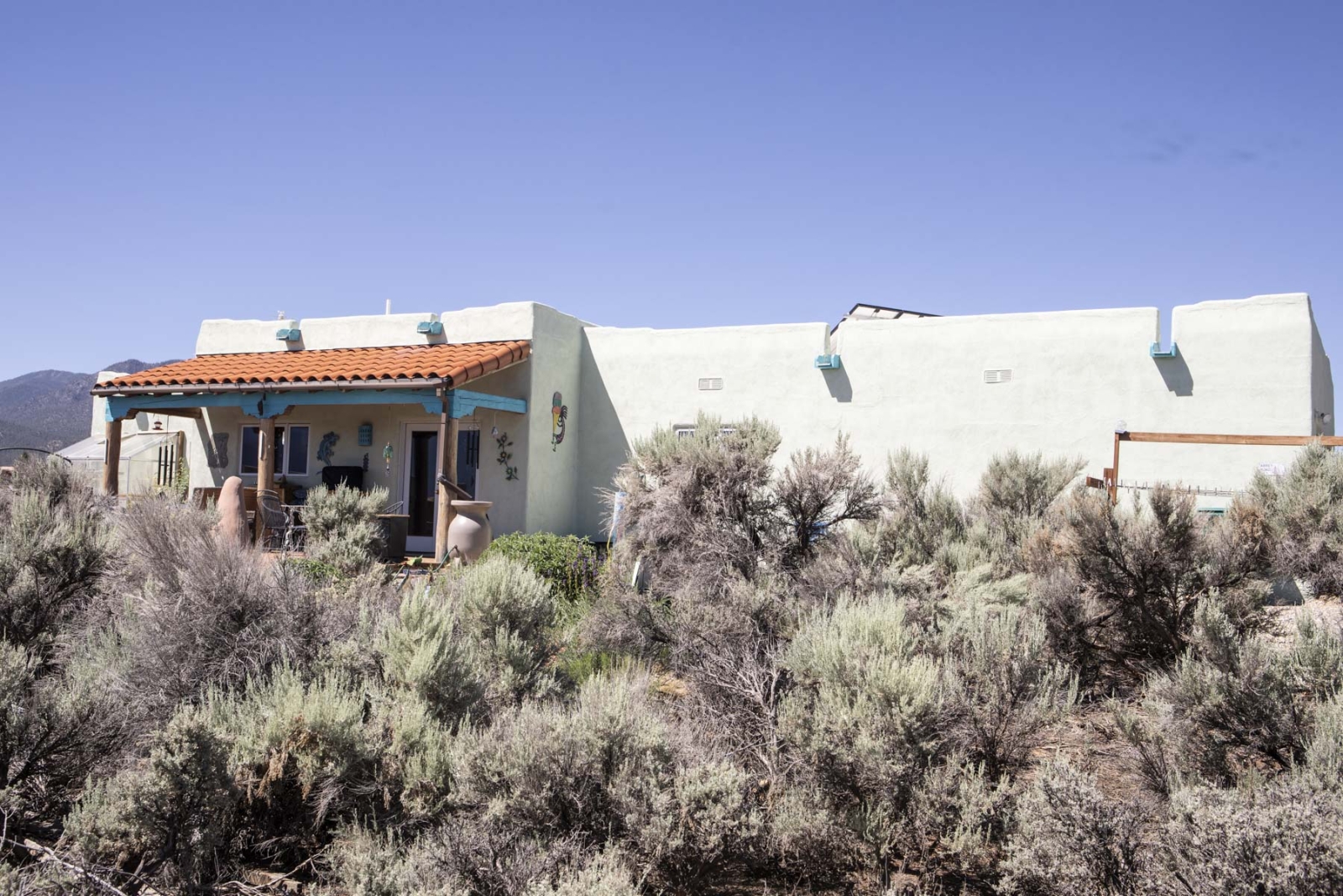 Taos !   Disponibilité automne et hiver dans les Montagnes Rocheuses fraîches.   Globe ou non-simultané, ou Pluton !