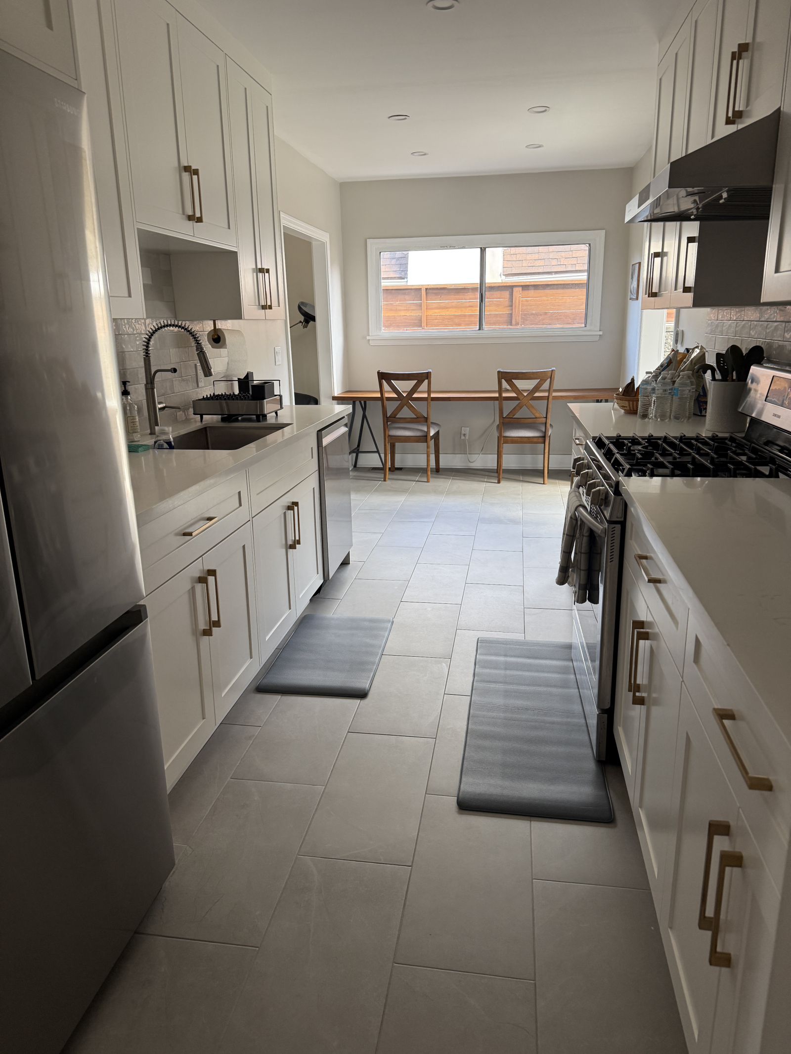Kitchen with a breakfast area