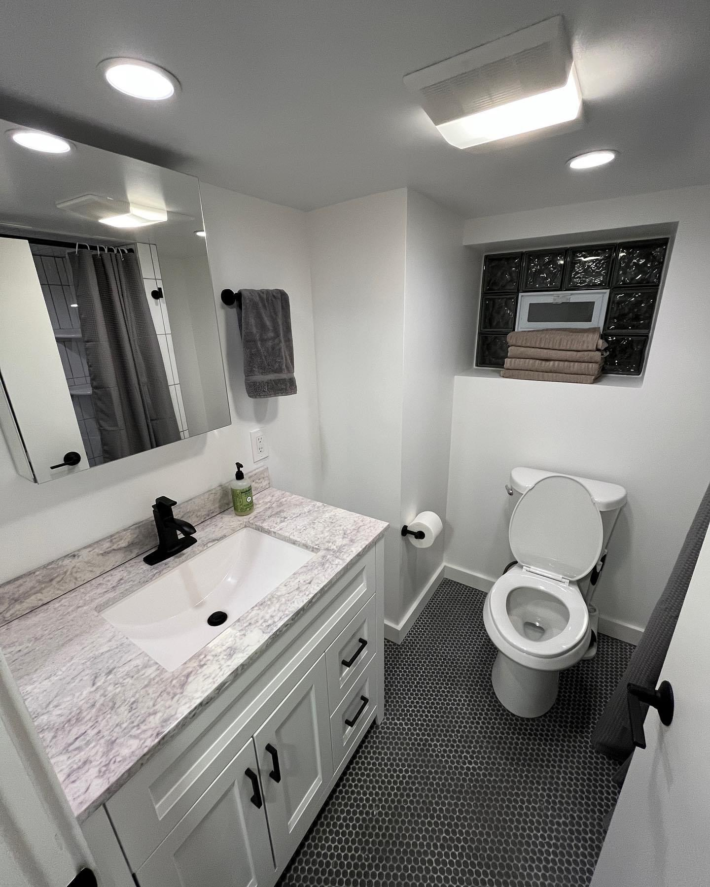Basement ensuite bath