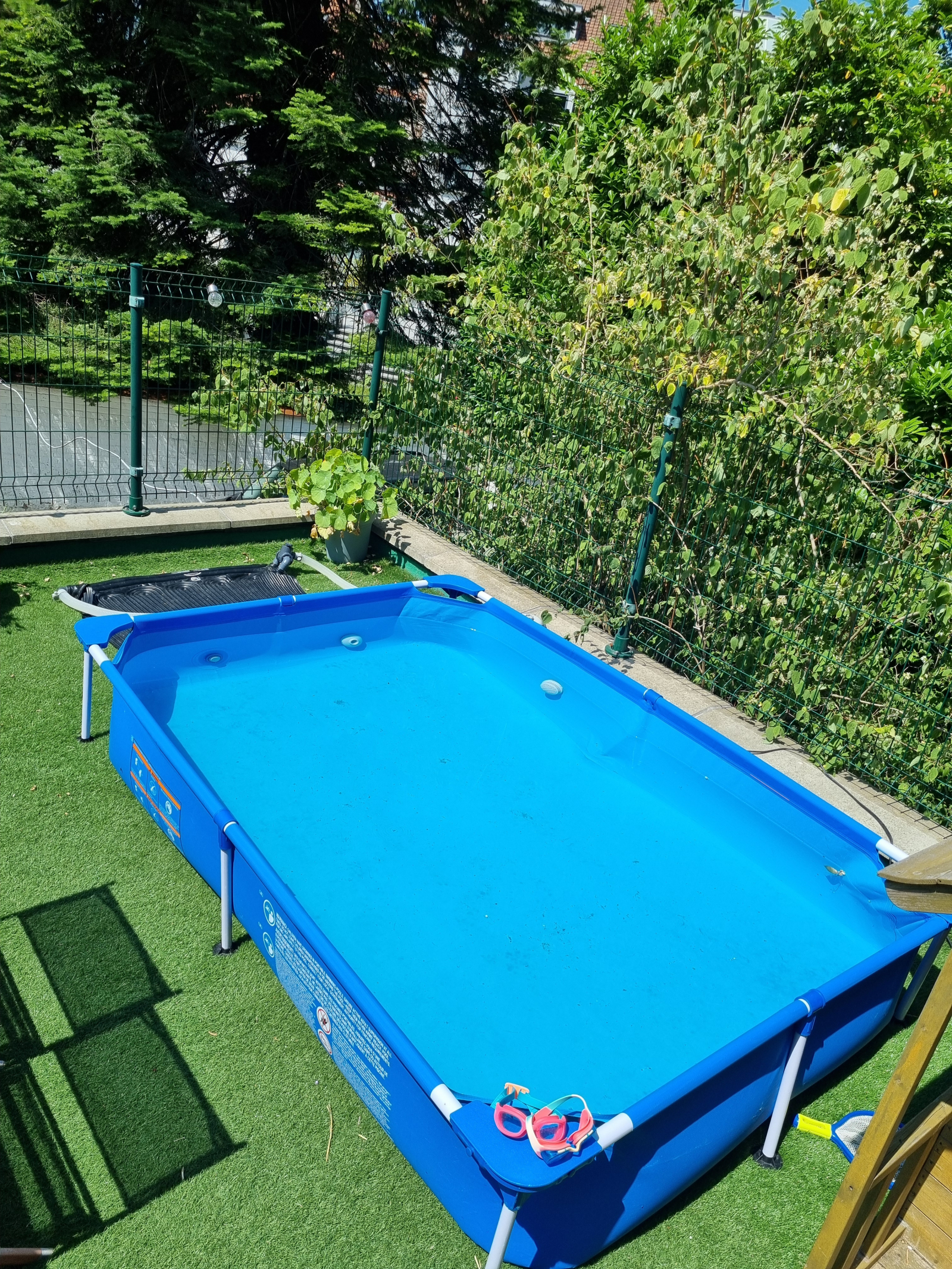 Piscina elevada climatizada opcional cuando llega el ambiente veraniego ☀️!! 
Necesita un poco de m ...