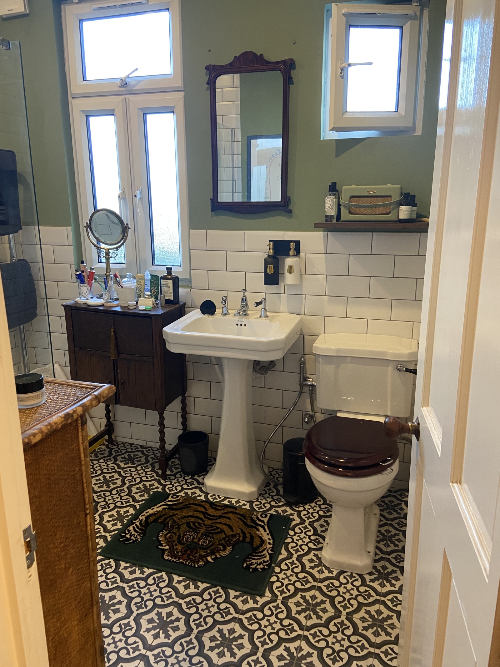 London 2 Bedroom Apartment in N22