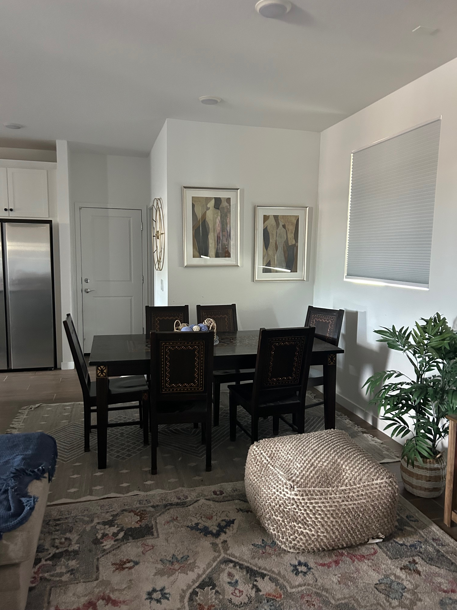 Comedor con capacidad para seis personas