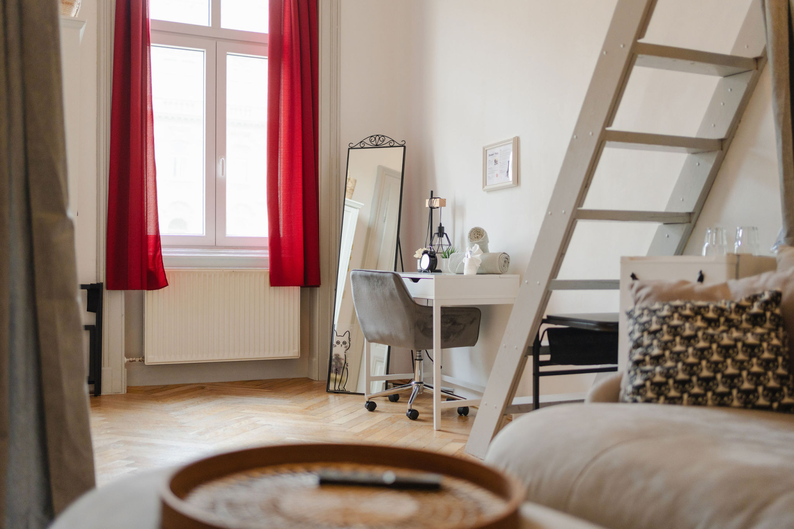 Downtown, Budapest - Centrally located with everything you want in Walking Distance!
