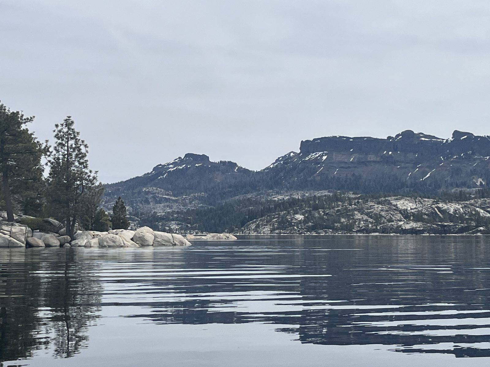 Large cabin wineries, forests, ski resort and lakes nearby