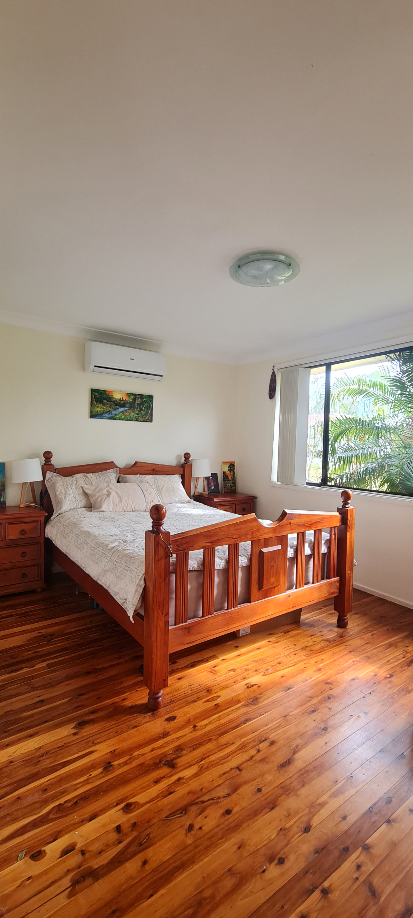 Chambre principale avec climatisation chaud/froid pour un sommeil 😴 réparateur parfait