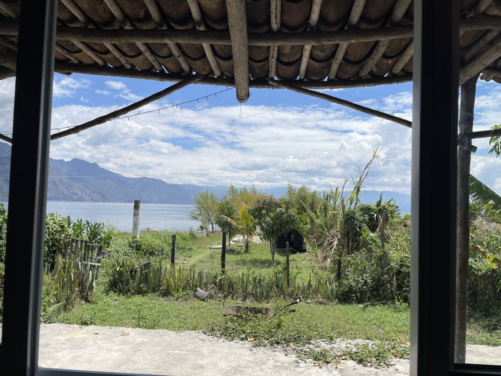 Lake-Front Spacious Home on Lake Atitlan