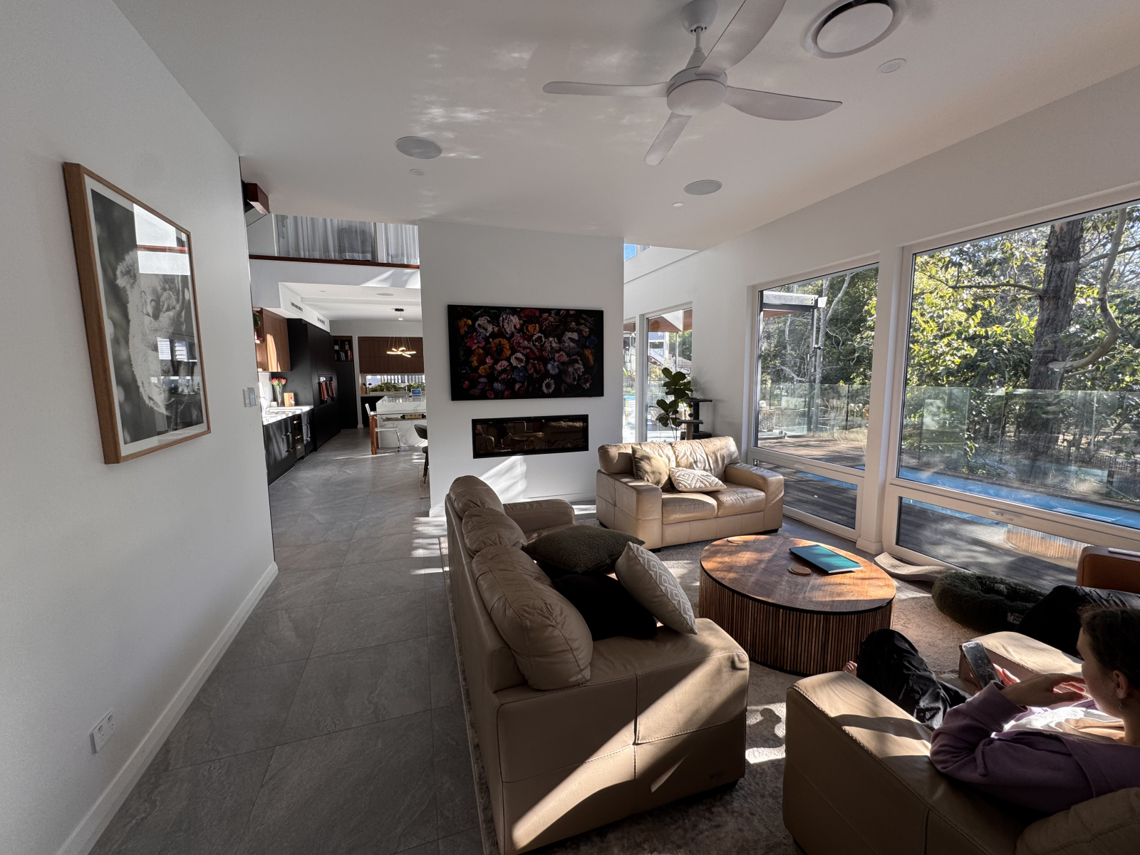 Nouvelle maison de luxe à Brisbane dans un cadre paisible de brousse