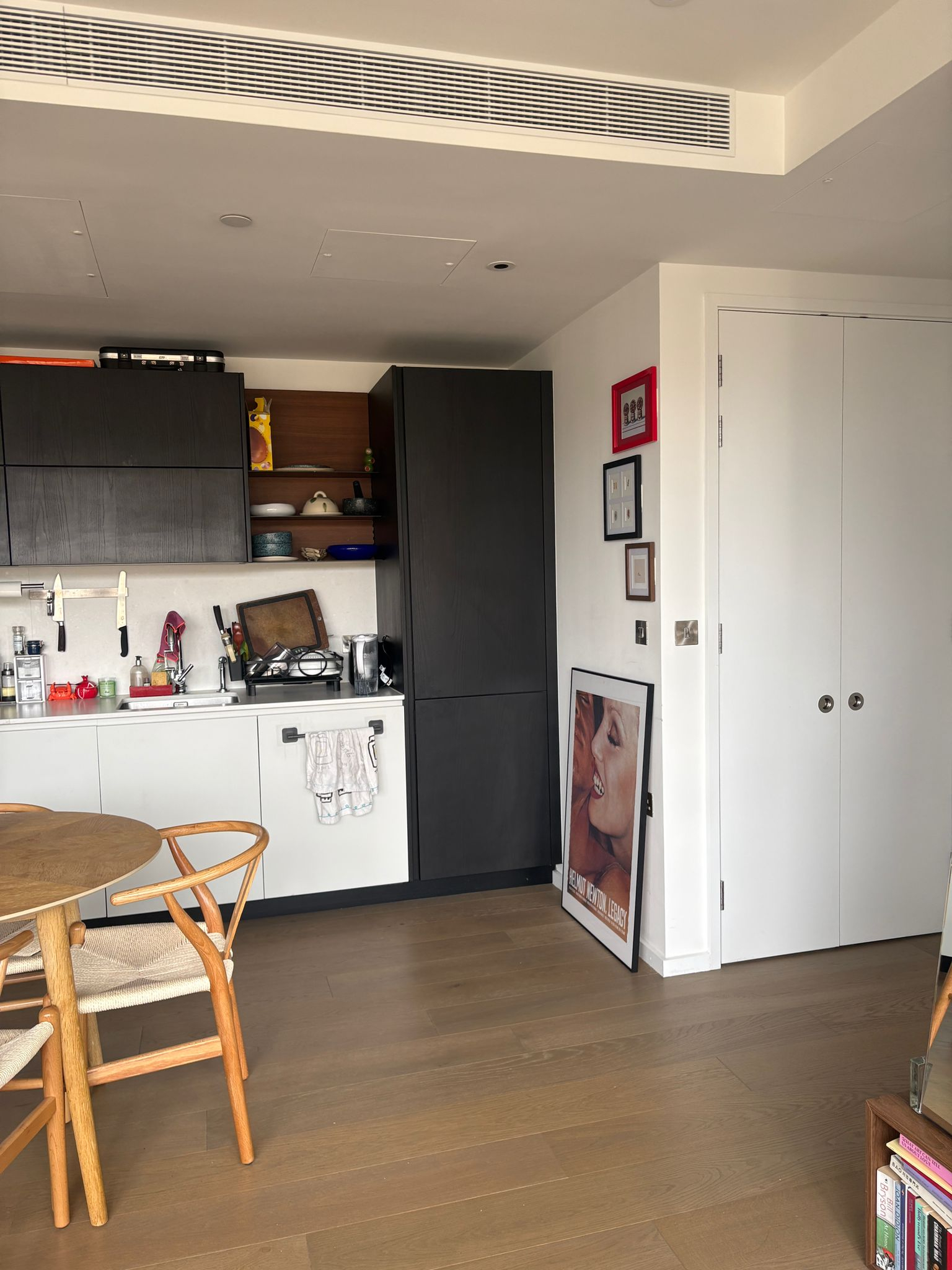 Modern One-Bedroom Flat in Lovely Neighborhood