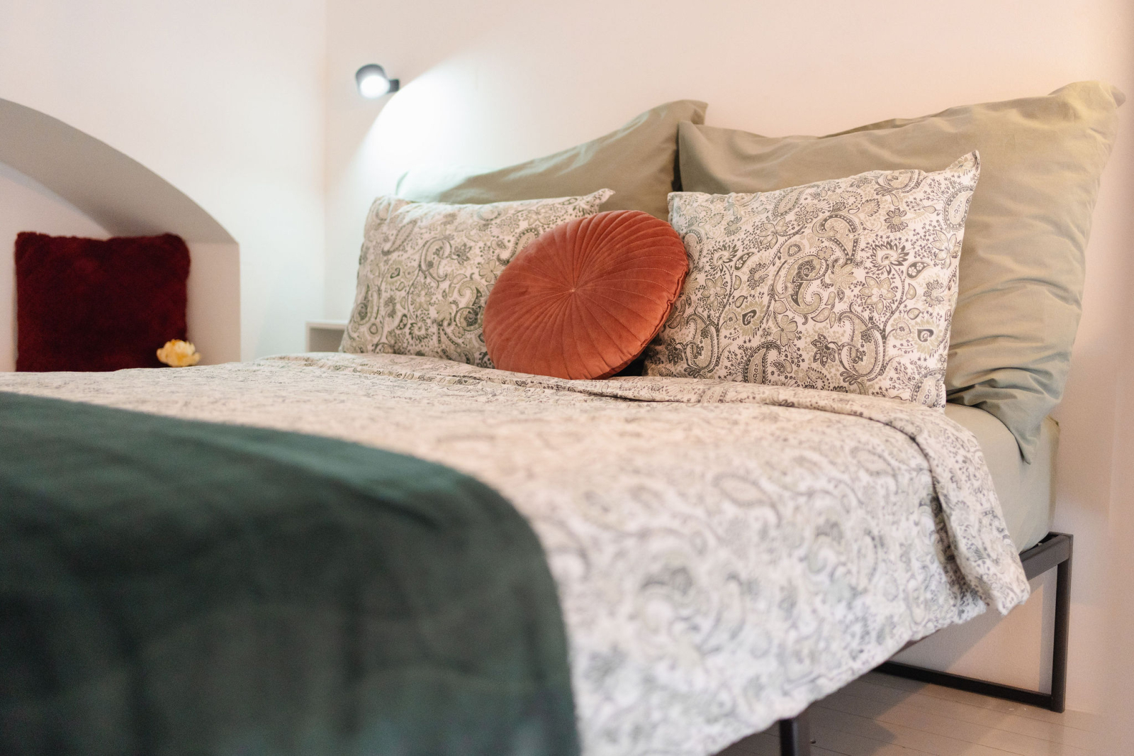 Downtown, Budapest - Centrally located with everything you want in Walking Distance!