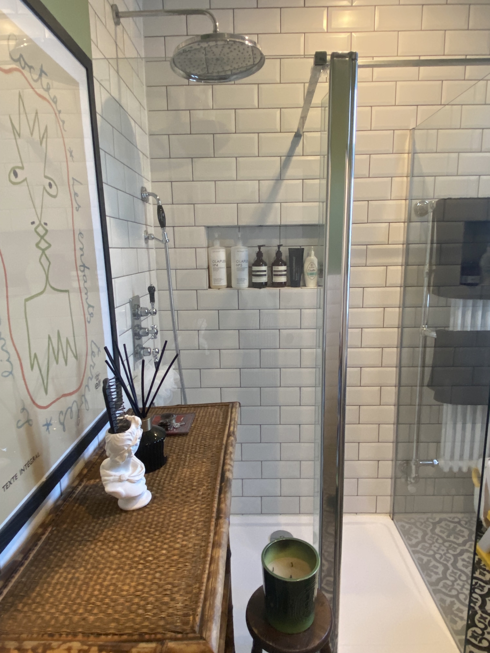 London 2 Bedroom Apartment in N22