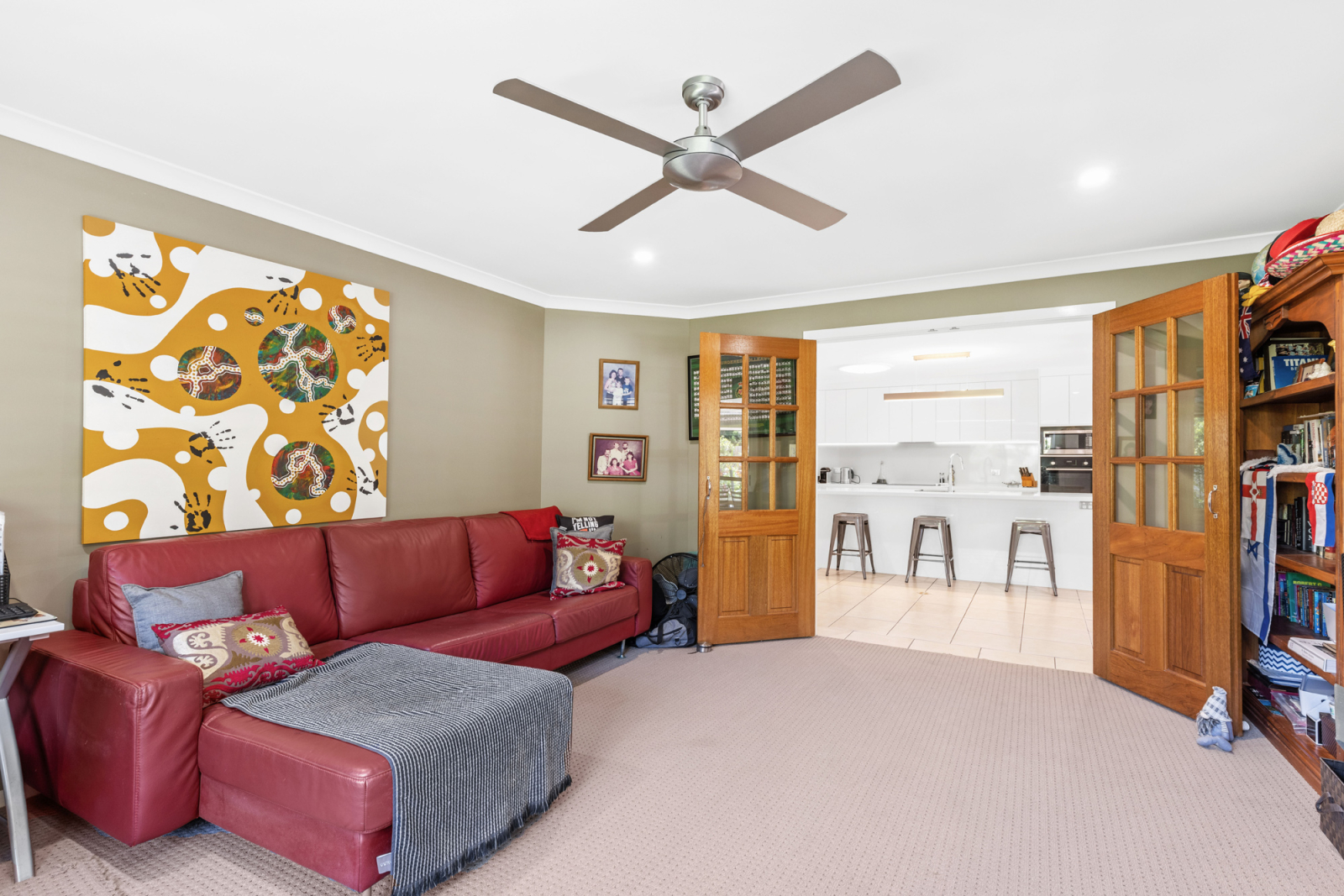 Separate living/lounge room with office desk