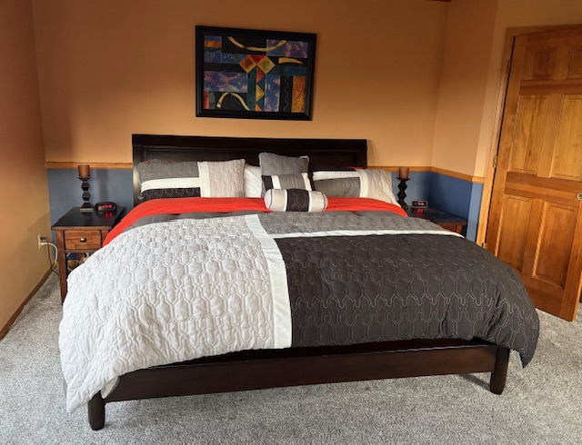 Master Bed (King)
