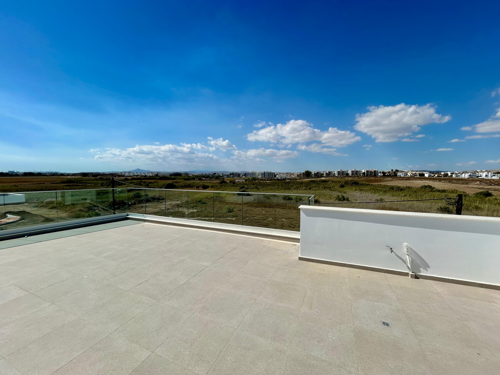 Grande vila de 5 quartos em Livadia, Larnaca, Chipre