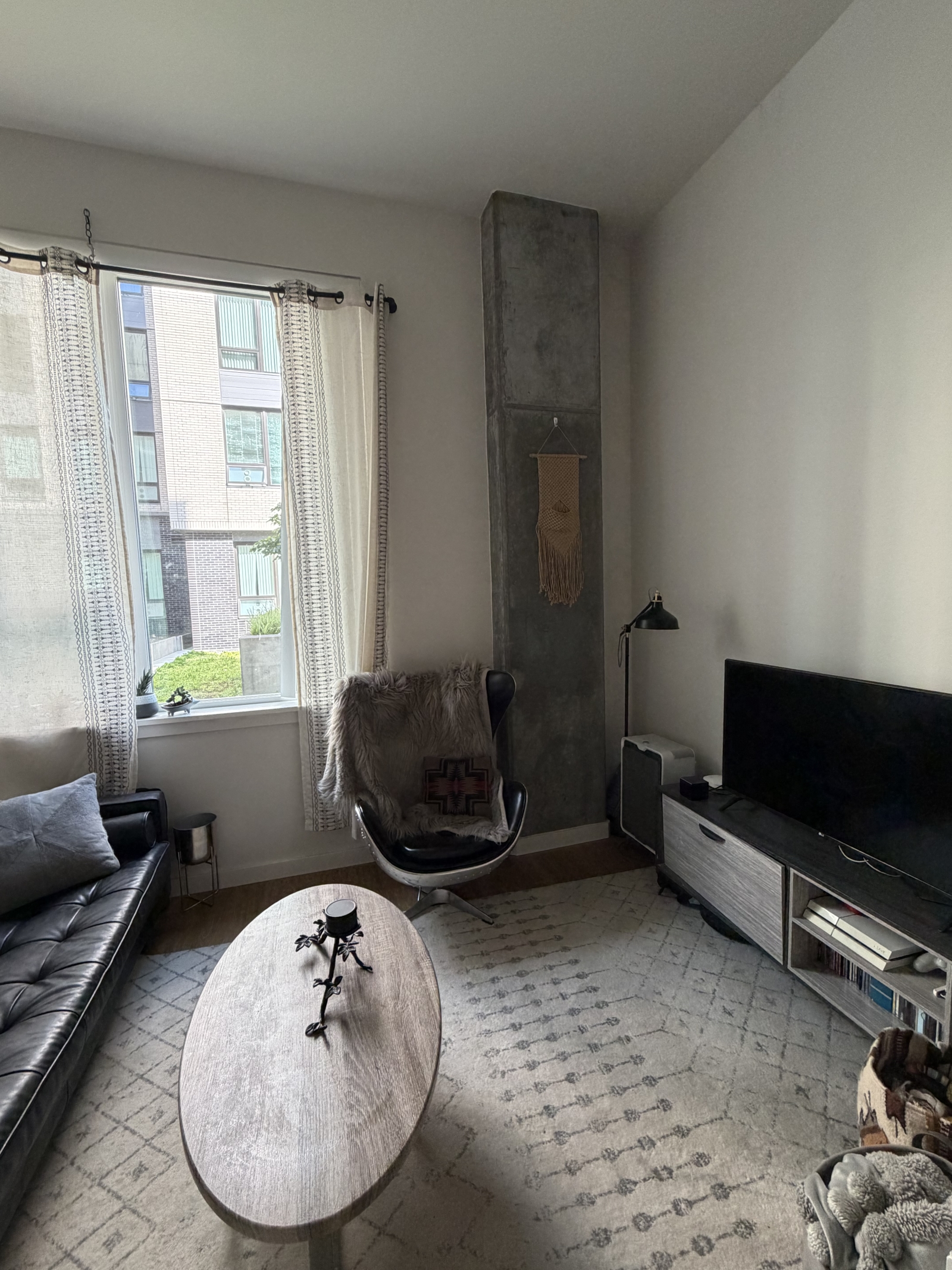 Urban waterfront 3 bedroom