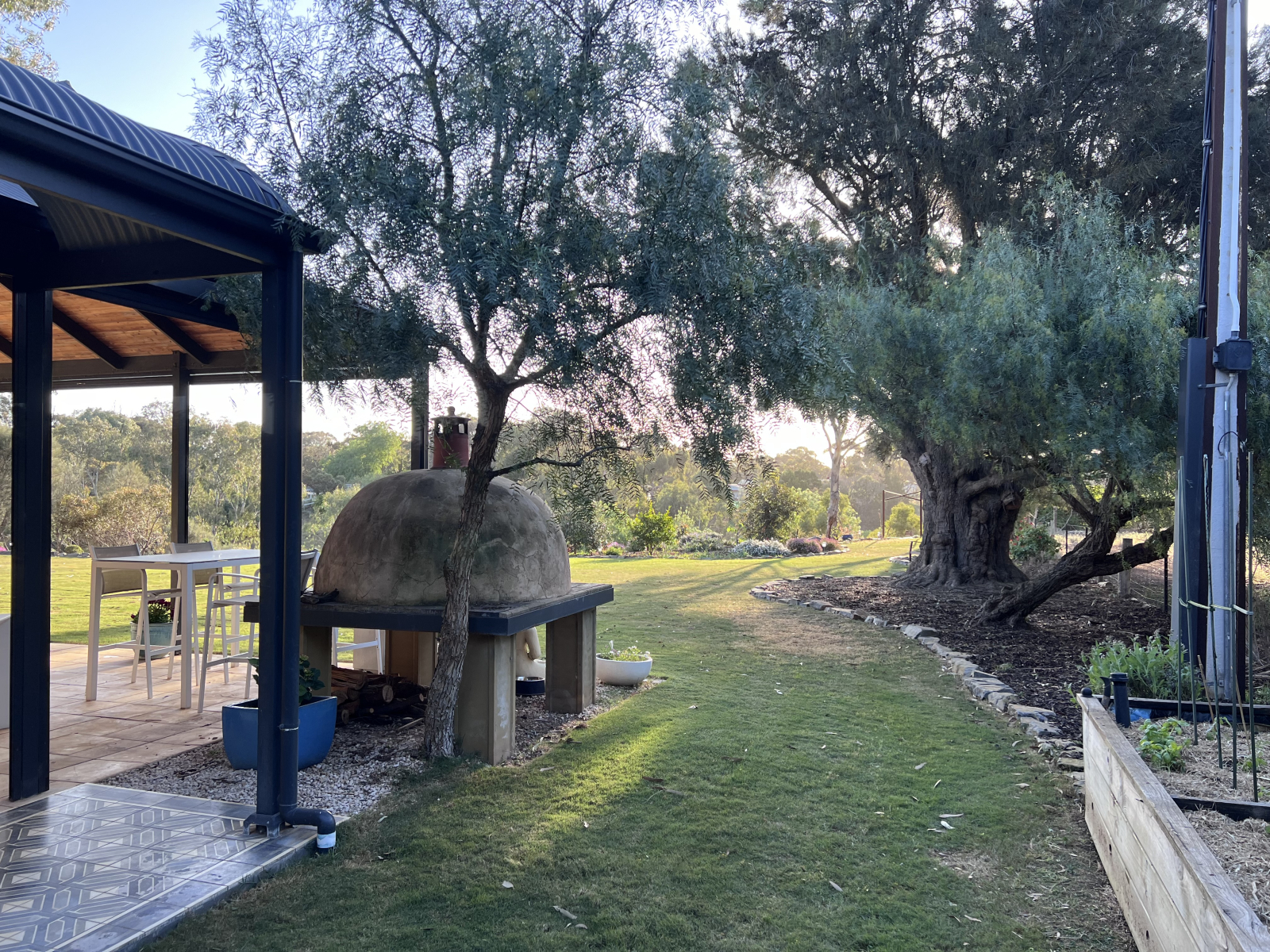 Notre four à pizza - idéal pour recevoir, vous pouvez y cuisiner n’importe quoi, pas seulement de la ...