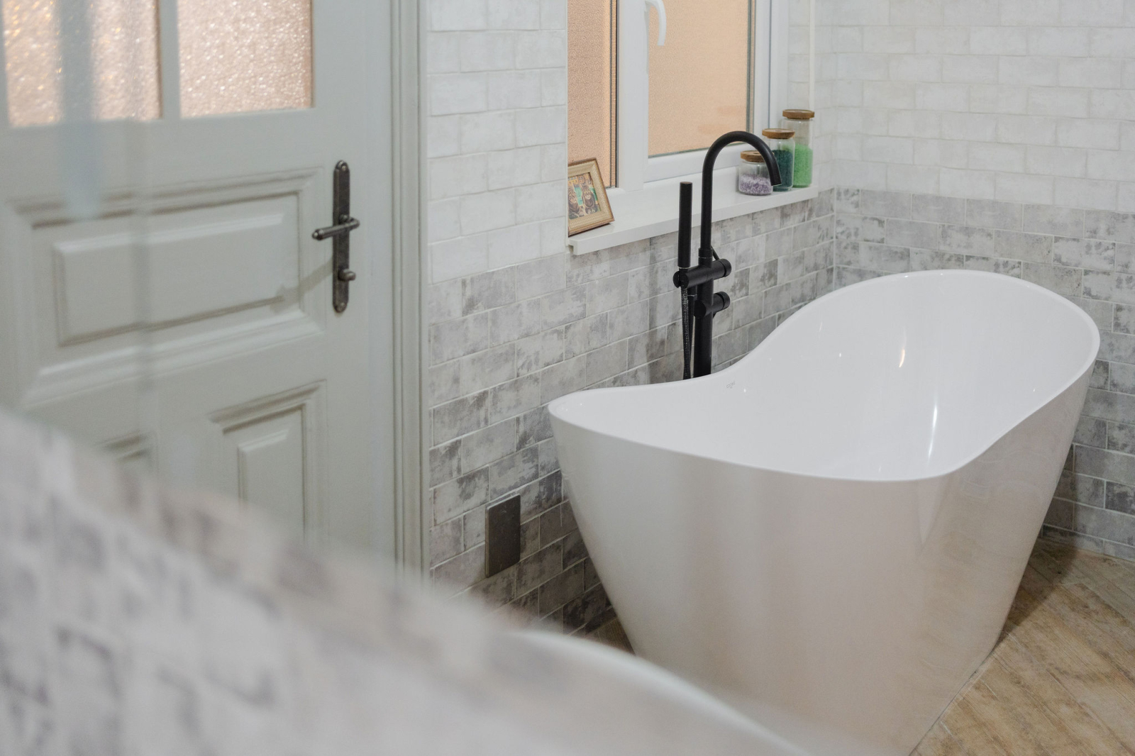Downtown, Budapest - Centrally located with everything you want in Walking Distance!