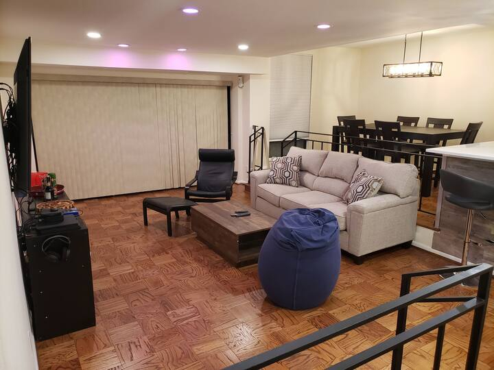 Apartamento de 1 quarto recém-reformado perto de DC, com piscina, a apenas 2 quarteirões da estação de metrô da linha vermelha