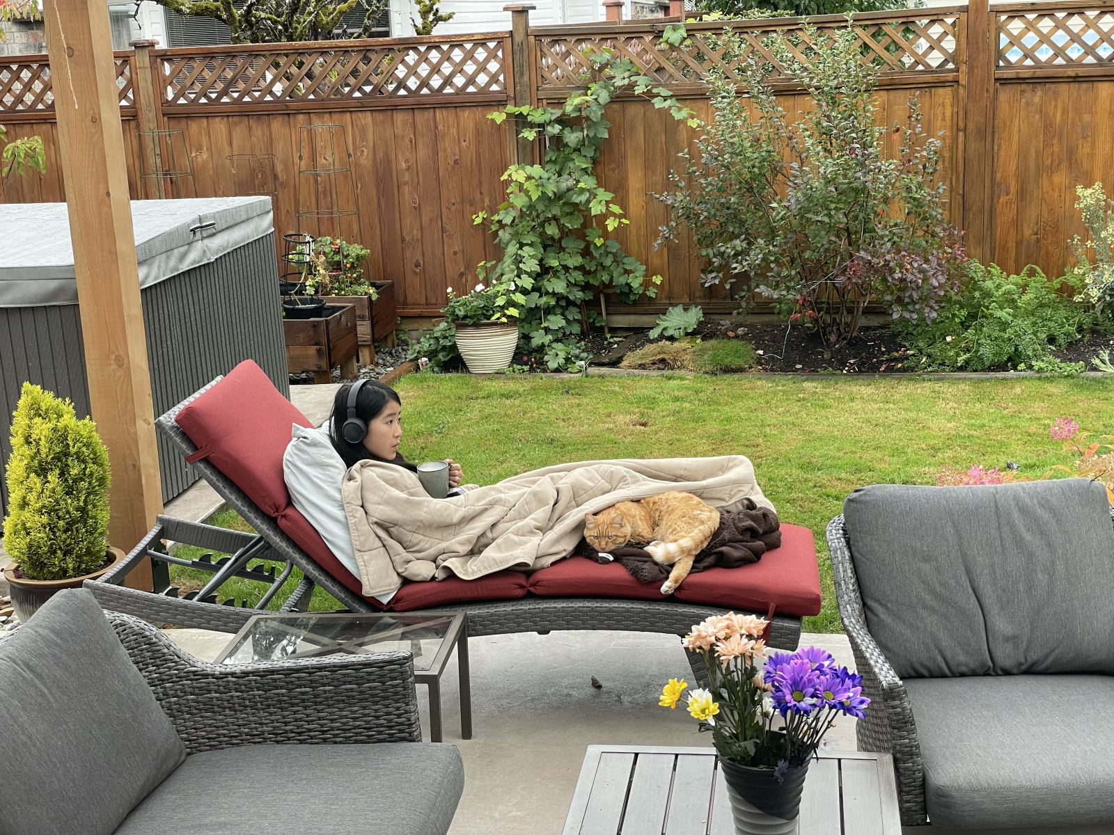 Comfortable family home with access to Vancouver, local mountains, and ocean